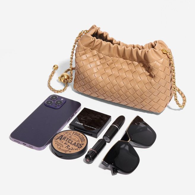 Hand-Woven Bag Classic Style Shoulder Messenger Bag Model B1849