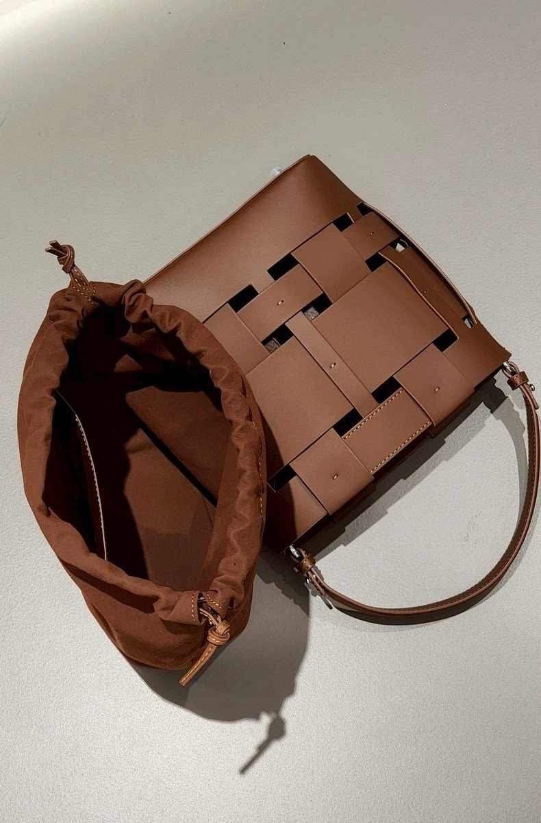 Woven Handbag Model 3723