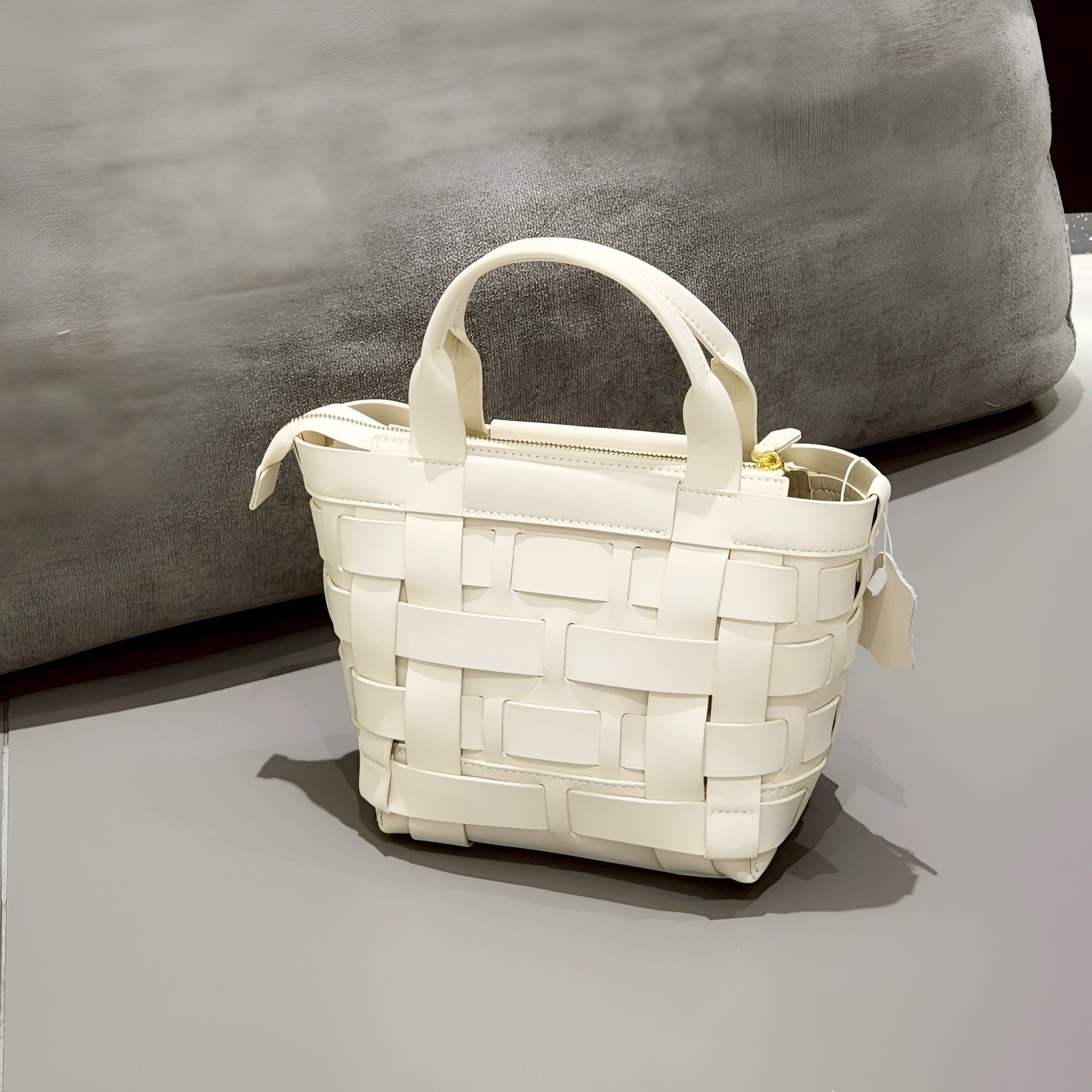 Woven Handbag Model 3857