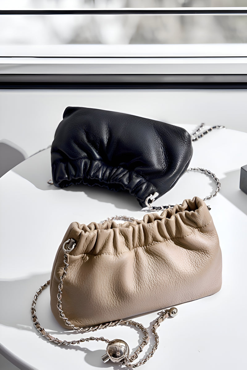 Shoulder bags Model 3053