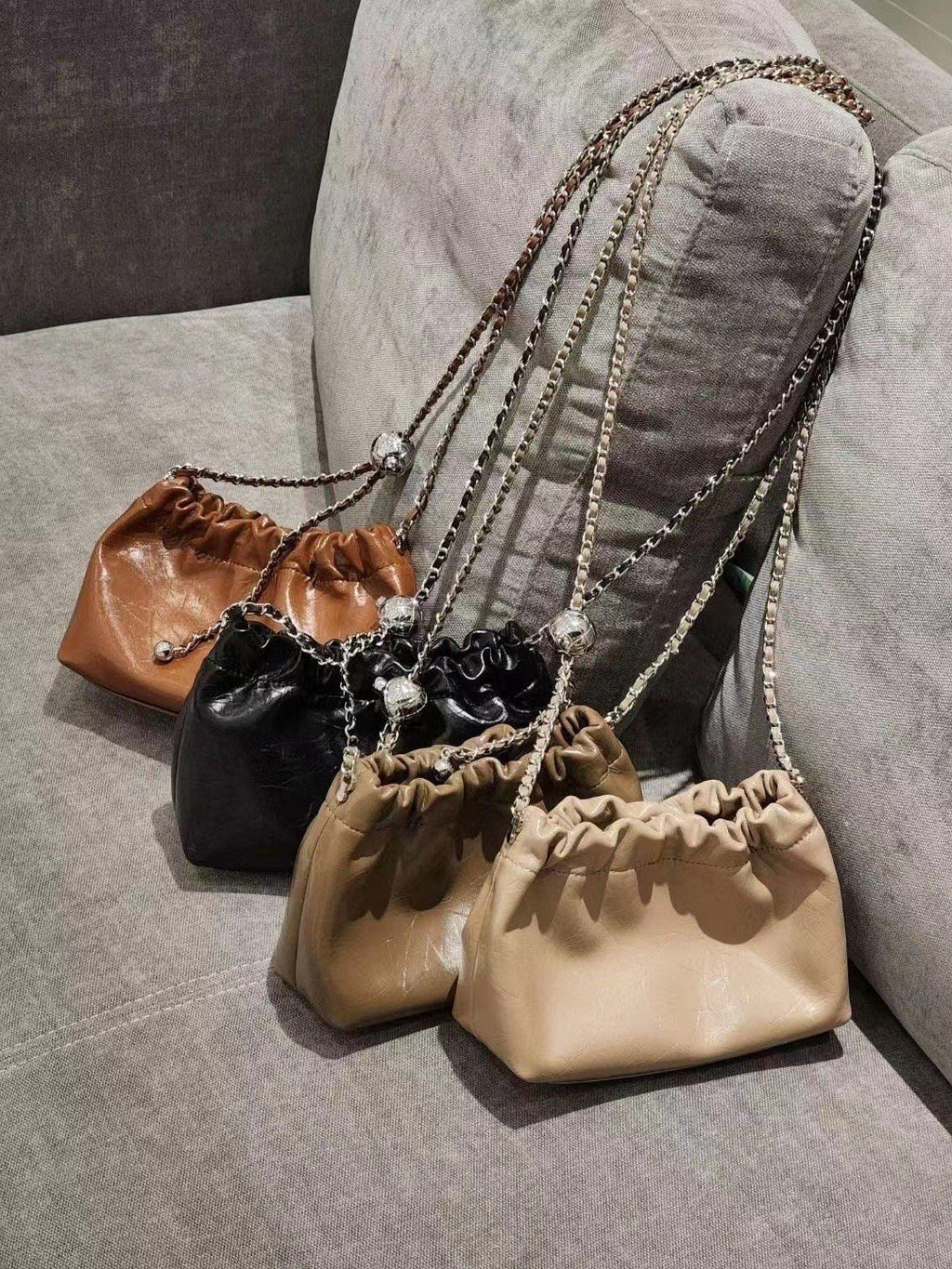 Shoulder bags Model 3062