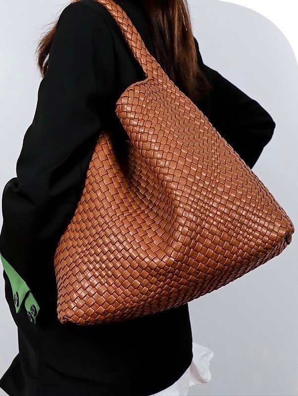 Handbags Model B1683