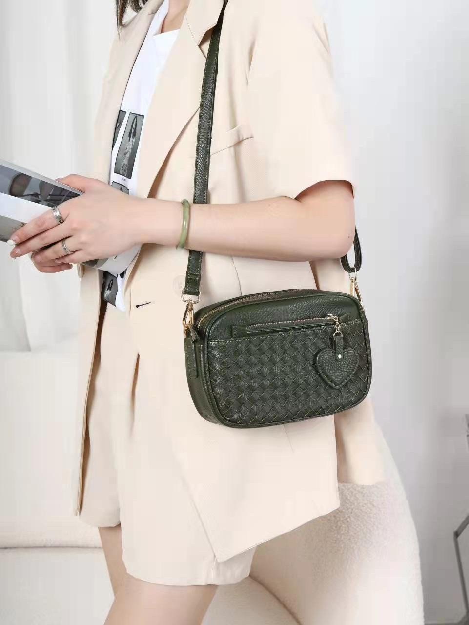 Small Woven Bag With Long Strap Model 5236